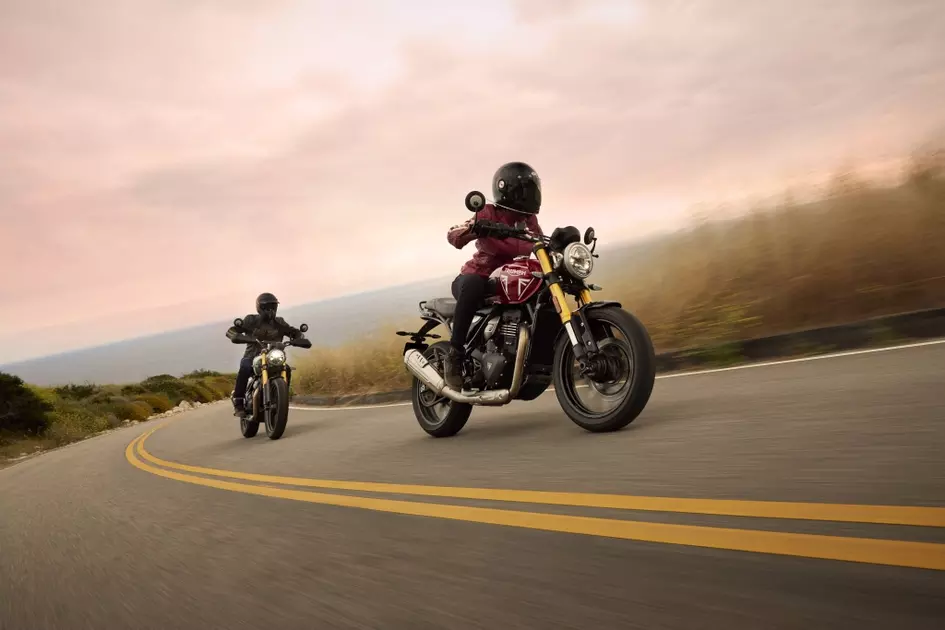 Triumph hits 10,000 bookings in India in 10 days of global launch Triumph hits 10,000 bookings in India in 10 days of global launch