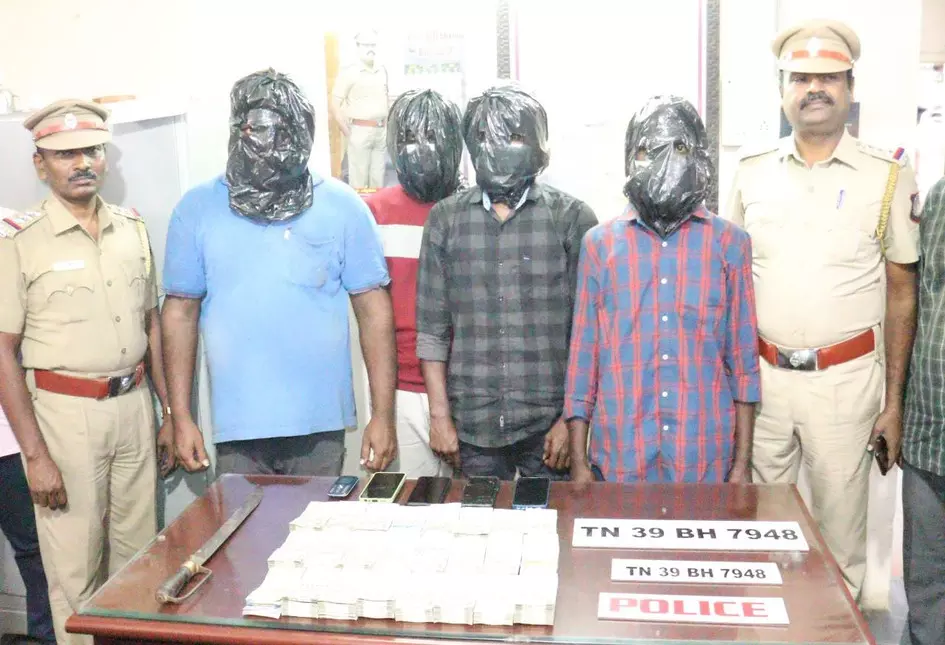 Gang robs shop at knife-point in Tirupur, cop’s hubby among 6 held