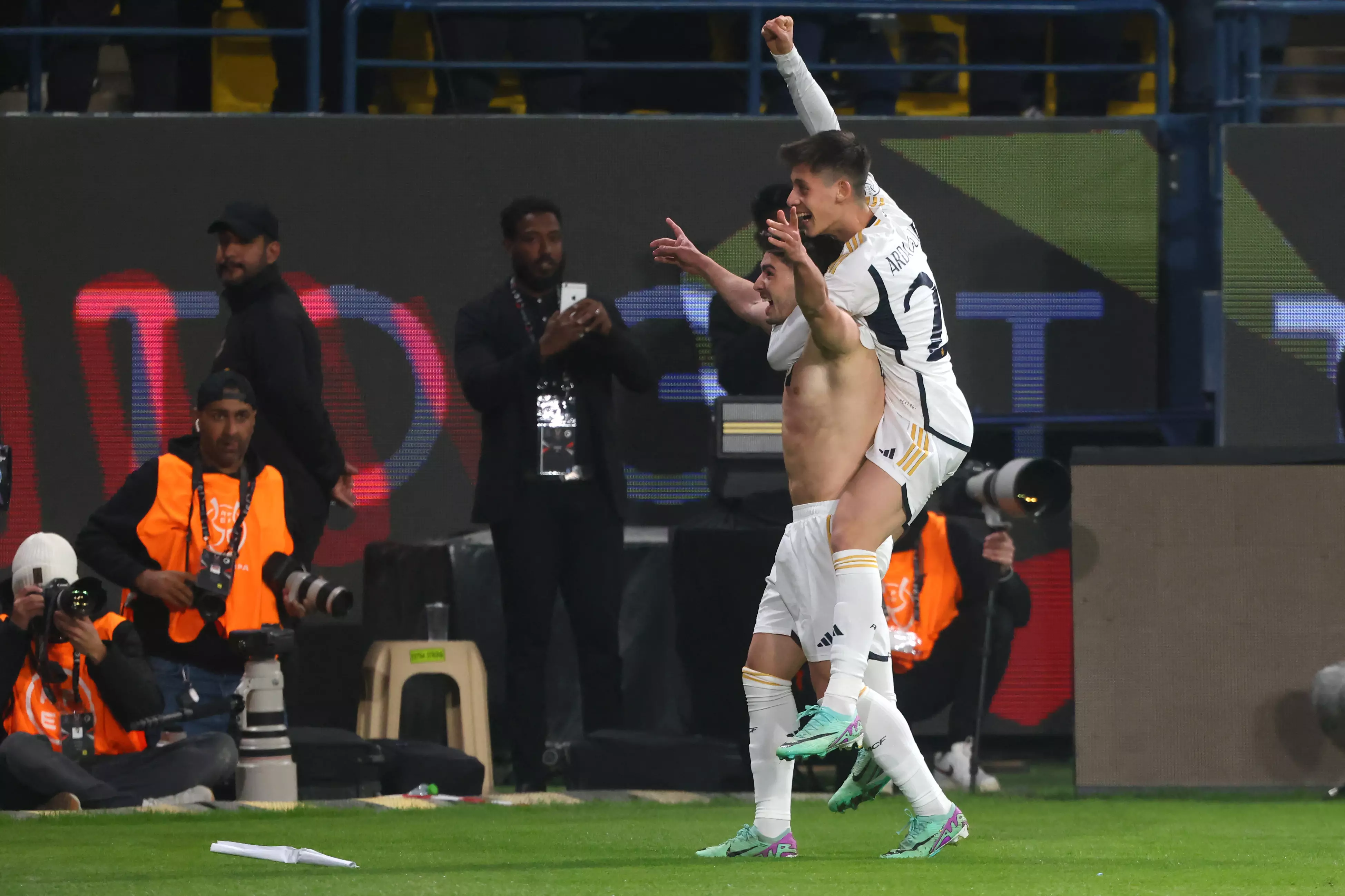 Madrid emerges victorious in 5-3 Super Cup thriller over Atletico Madrid emerges victorious in 5-3 Super Cup thriller over Atletico