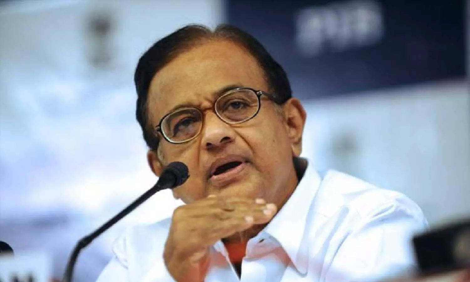 Home Minister speaks to MPs through media, this is unacceptable: Chidambaram