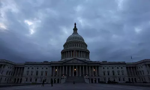 Biden, McCarthy looking to close US debt ceiling deal for two years