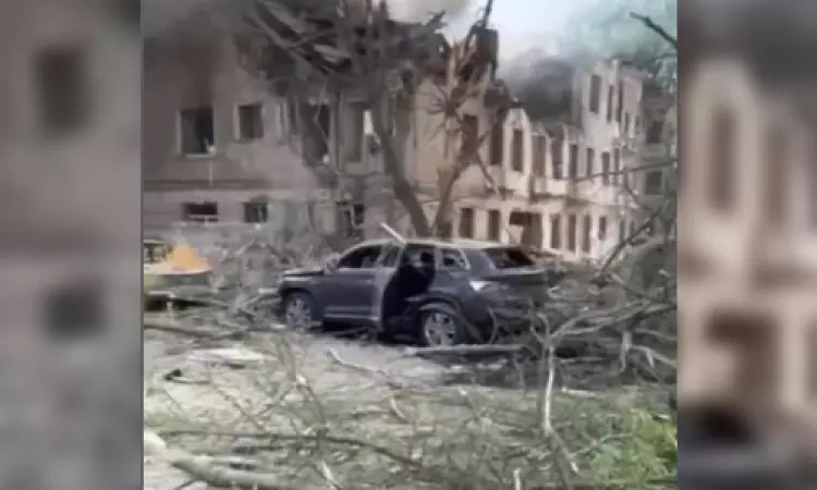 Rocket attack on Ukraine medical clinic kills 1, injures 15