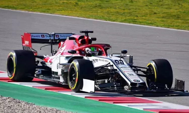 Verstappen pips Alonso to Monaco pole