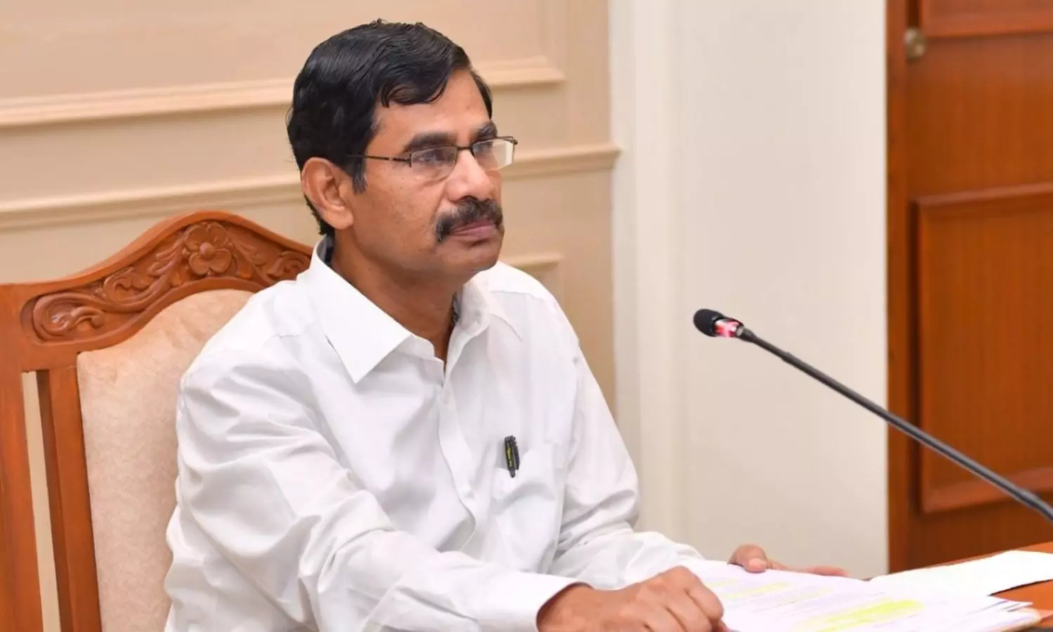 Irai Anbu inspects veterinary hospital in Chengalpattu