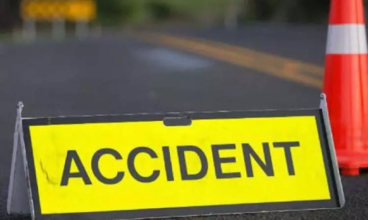 2 killed as car running amok rams into two-wheeler near Chengalpattu