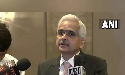 RBI governor Shaktikanta Das flags governance gaps in certain banks. RBI governor Shaktikanta Das flags governance gaps in certain banks.