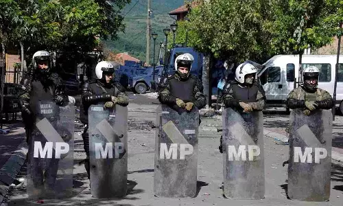 NATO soldiers on guard in Kosovo Serb town following clashes