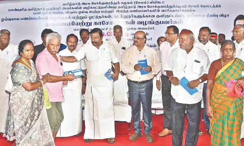 Transport staff to get all benefits on day of retirement: Nehru