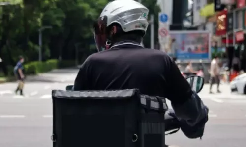 Online food delivery platforms log just 7% spike in orders during IPL 2023