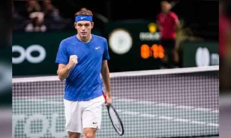 French Open: Zverev makes winning return, reaches third round