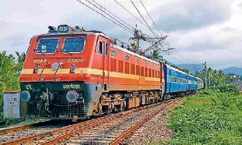 Odisha train accident: Spl train carrying 250 stranded passengers leaves for Chennai