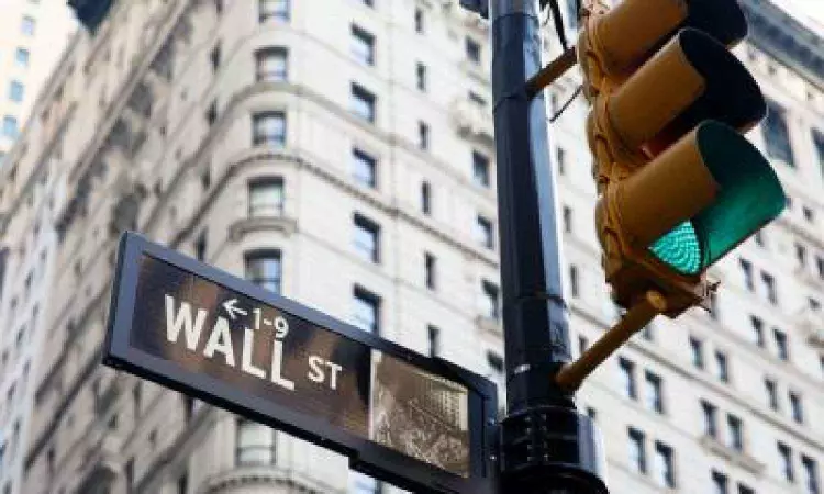 Wall Street cashing in on the ultra-wealthy Wall Street cashing in on the ultra-wealthy