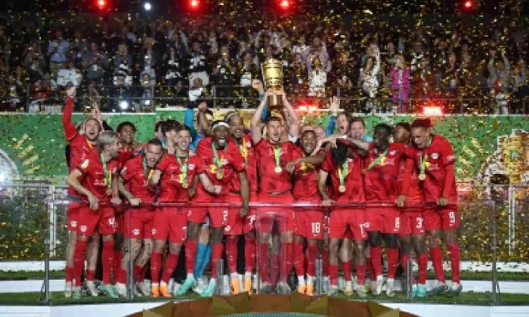 Leipzig down resilient Frankfurt to snatch second straight German Cup Leipzig down resilient Frankfurt to snatch second straight German Cup