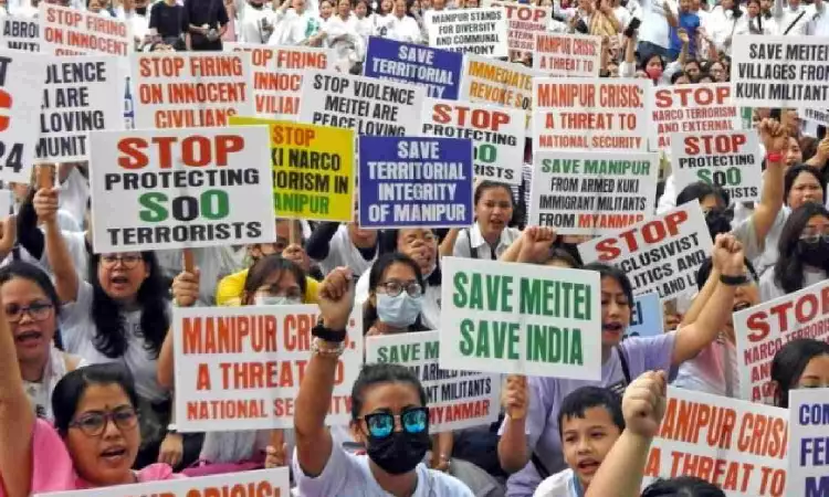 Govt sets up 3-member panel to probe Manipur violence Govt sets up 3-member panel to probe Manipur violence