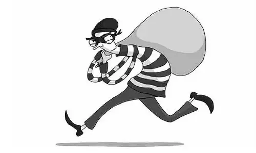 Inspired by web series, 3 UP boys attempt to loot jewellery shop