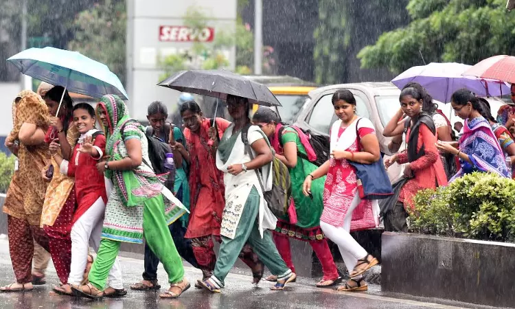 Rain brings respite to Chennai; several areas witness heavy downpour