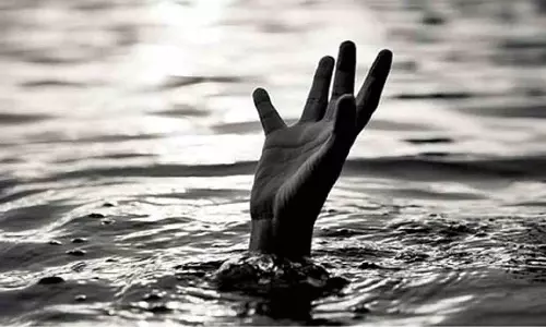 Man away to answer nature’s call, 2 daughters drown in Thanjai pond