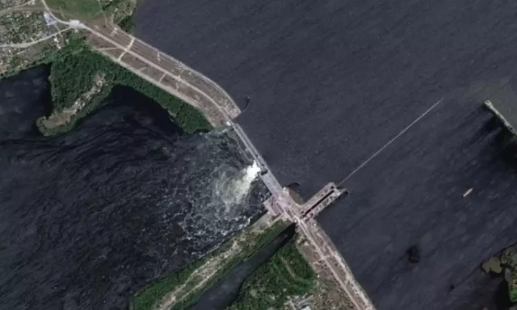 Ukraine accuses Russian forces of blowing up dam in Nova Kakhovka