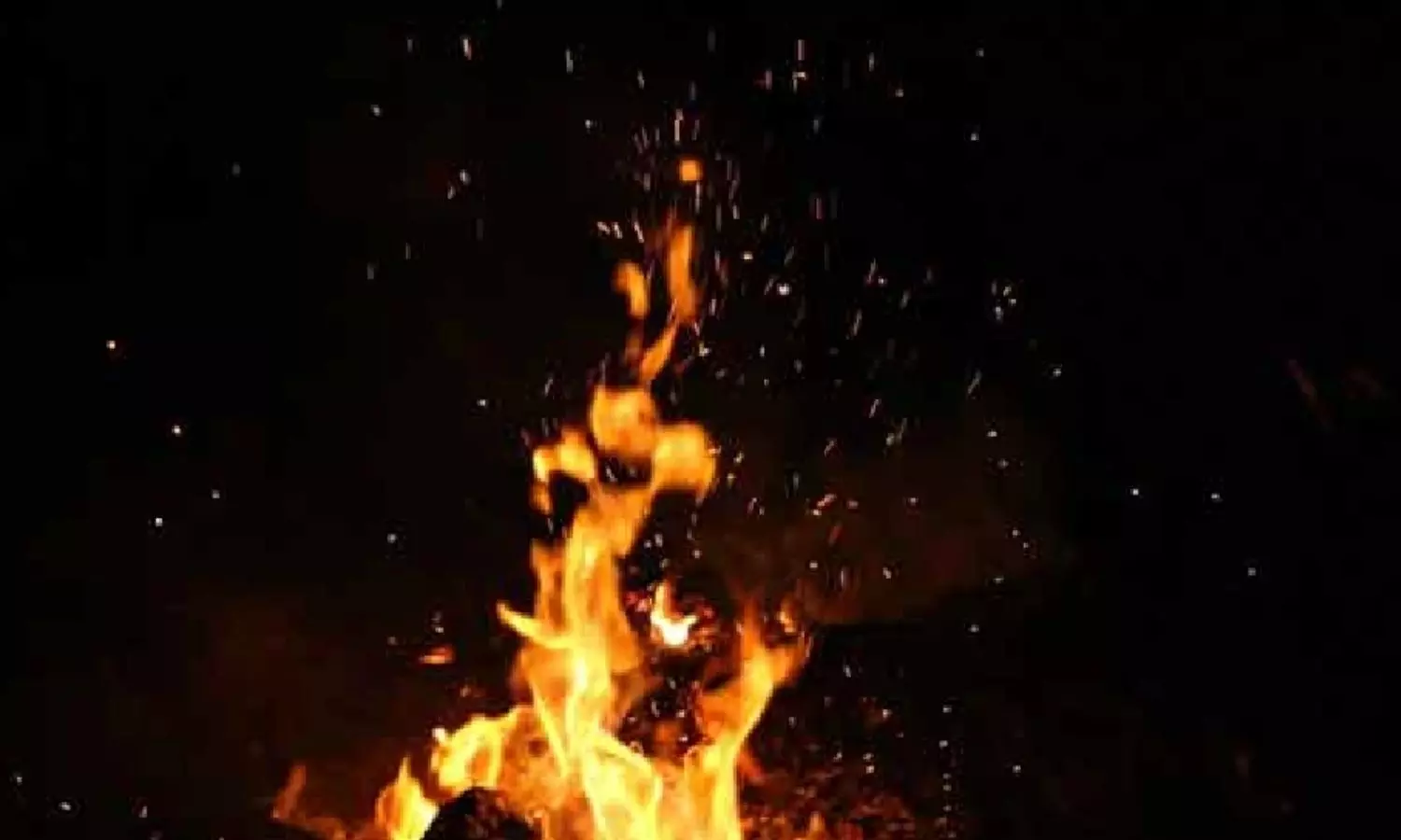 A narrow escape for 20 people of a house from fire mishap in T Nagar