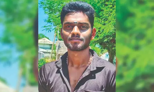 Youth warned by parents for taking loan via app ends life