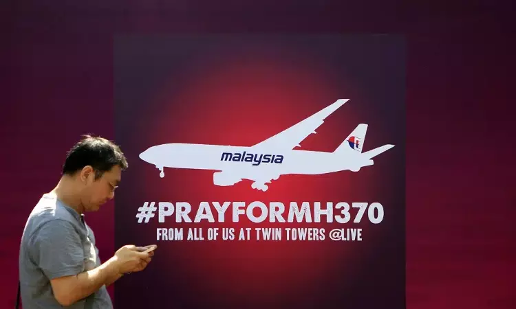 Malaysia, Singapore slam comedian for offensive joke over MH370 plane disappearance