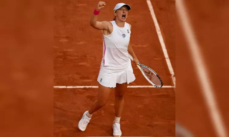 Swiatek ends Haddad Maia’s dream run to make third final in Paris