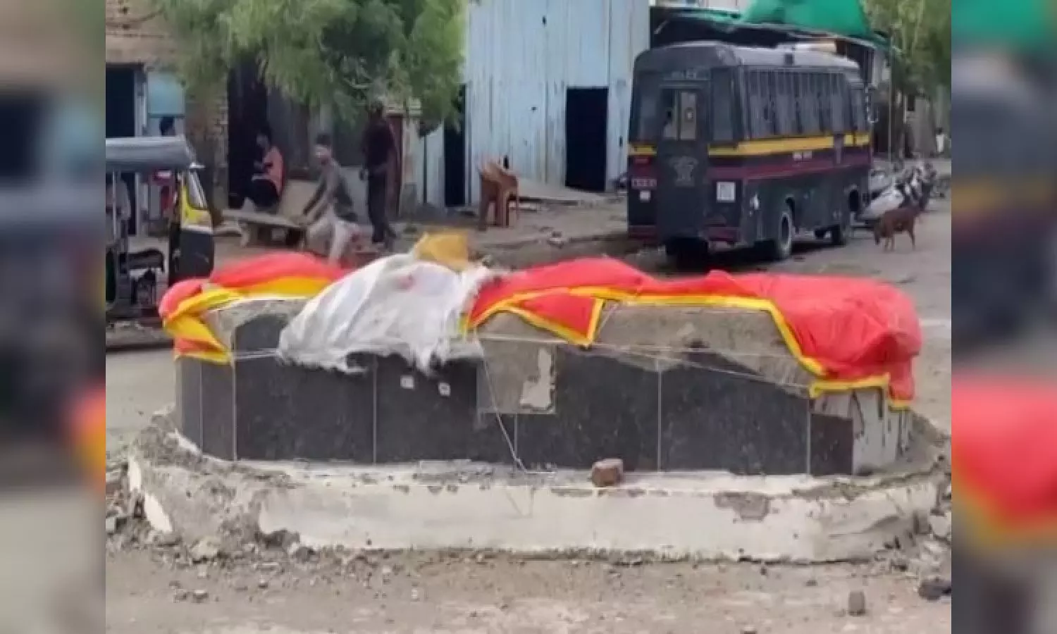 Illegal monument of Tipu Sultan removed from Dhule, days after clashes in Kolhapur