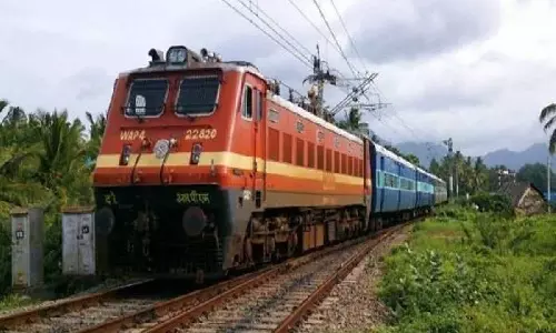 Pakistan: Green Line Express derails in Ghotki Pakistan: Green Line Express derails in Ghotki