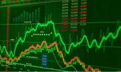 China, HK stocks fall as investors brace for fresh data China, HK stocks fall as investors brace for fresh data