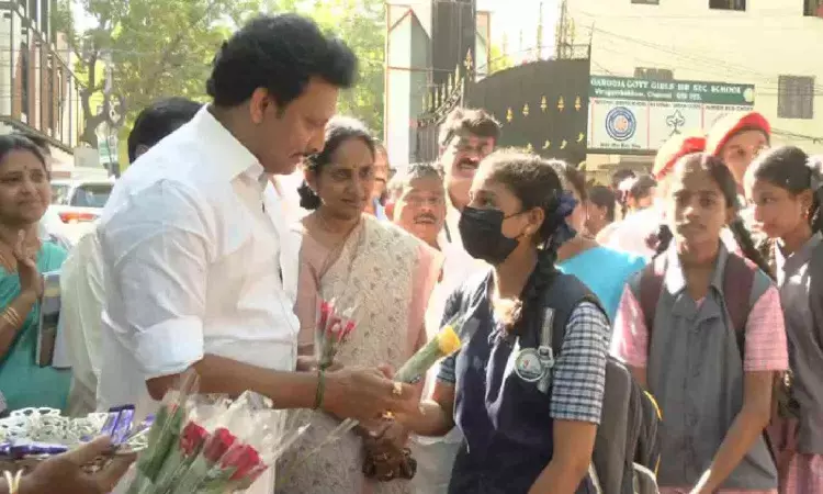 Schools reopen for classes 6-12 today, Min welcomes students 