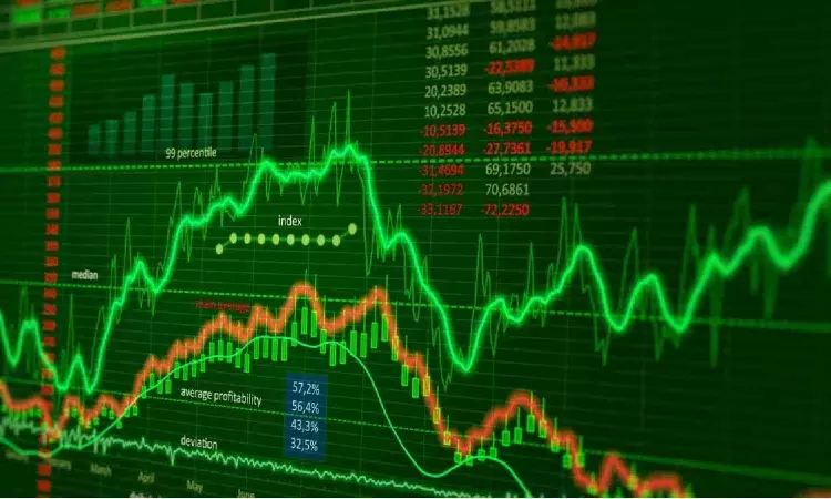 China, HK stocks fall as investors brace for fresh data China, HK stocks fall as investors brace for fresh data