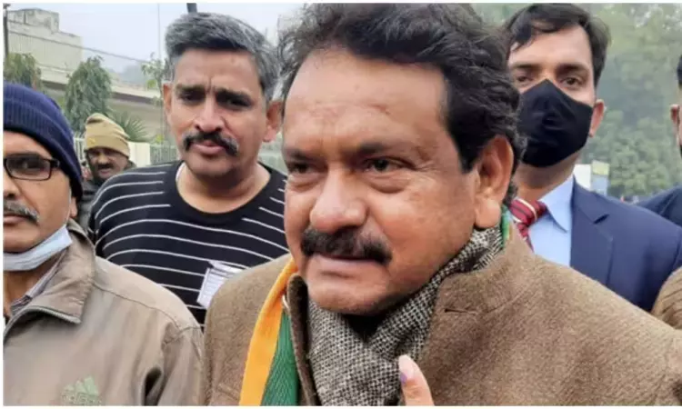 MoS Health visits Delhi hospital on World Blood Donor Day MoS Health visits Delhi hospital on World Blood Donor Day