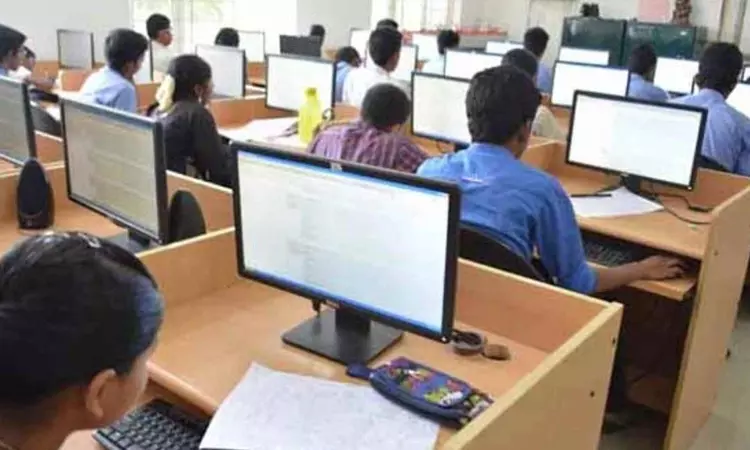 HEIs told to work with CSCs to provide digital services to students