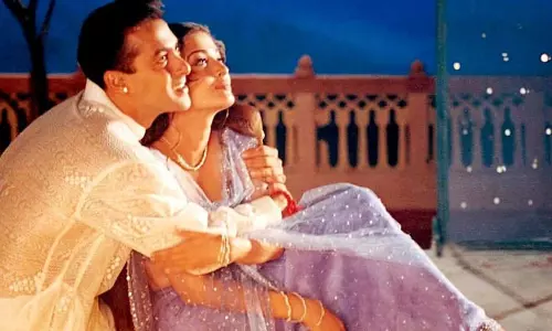 5 Top Chand songs that Bollywood has given us