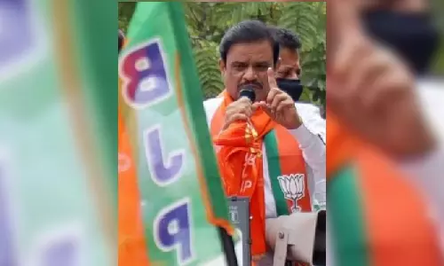 AAP demands K’taka BJP MLA Muniratna’s immediate arrest