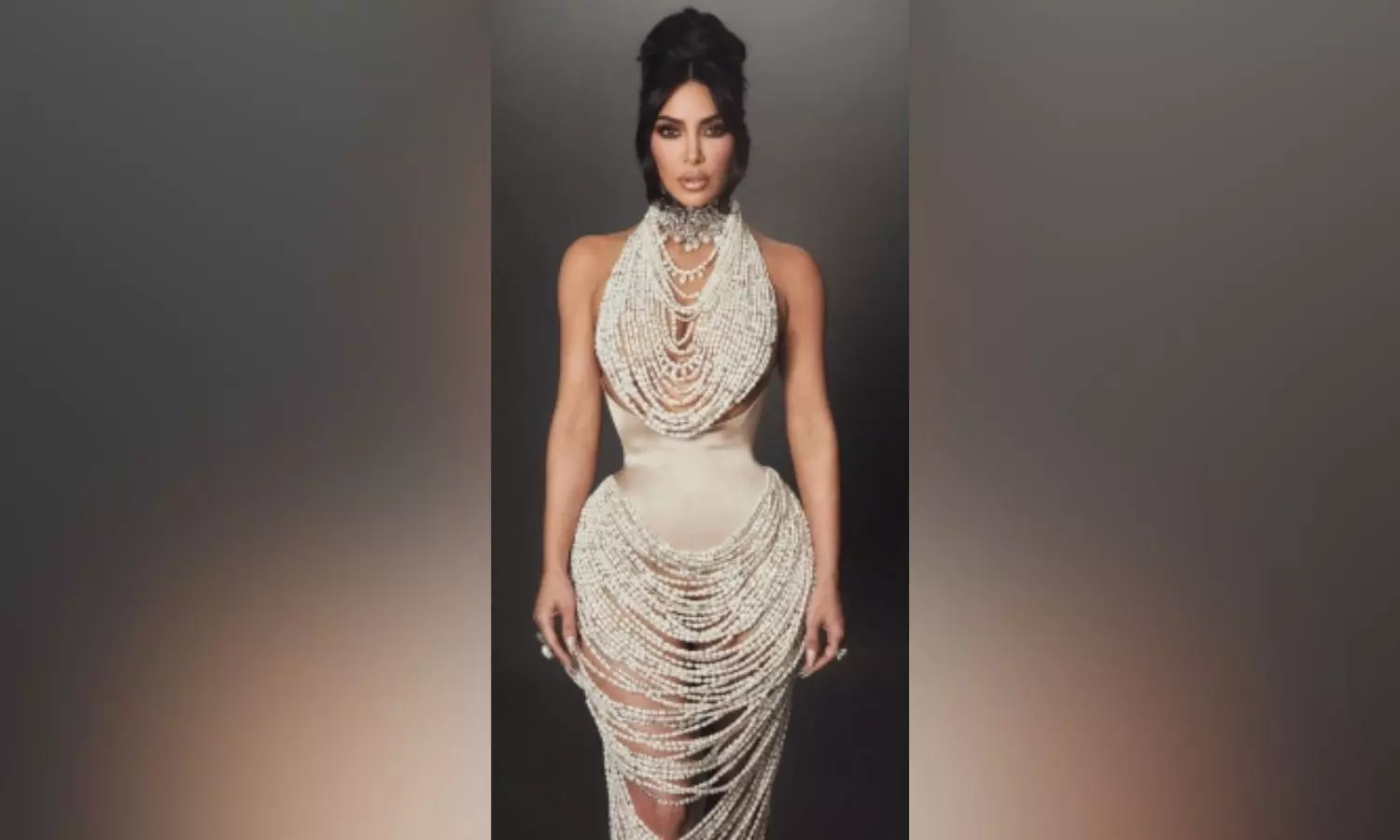 Kim Kardashian congratulates sister Kourtney for Baby #7