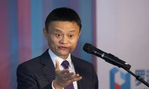 Jack Ma appears to discuss ‘understanding of mathematics’ with students