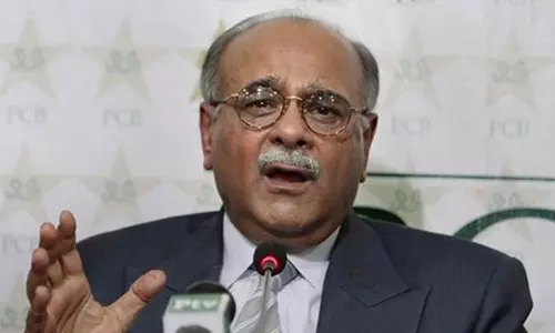 Good luck: Najam Sethi pulls out of PCB chairmanship race