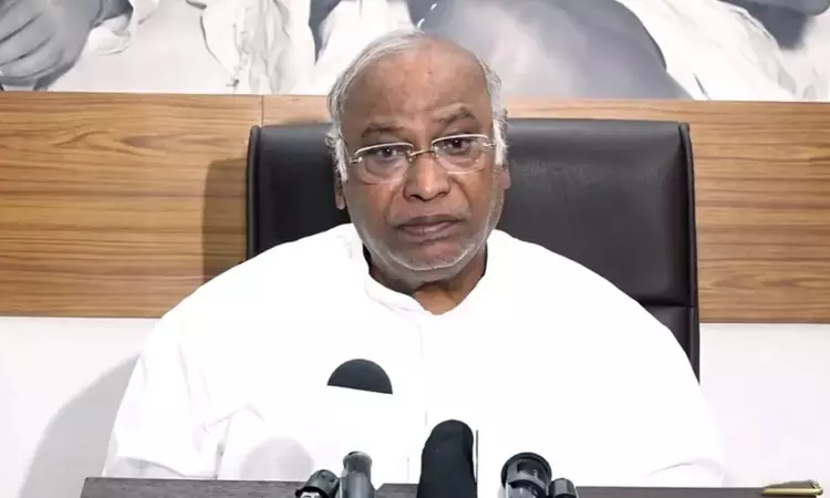Kharge attacks Centre over vacancies in govt jobs