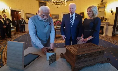 Modi gifts Biden, US First Lady Sandalwood box with das danams, green diamond