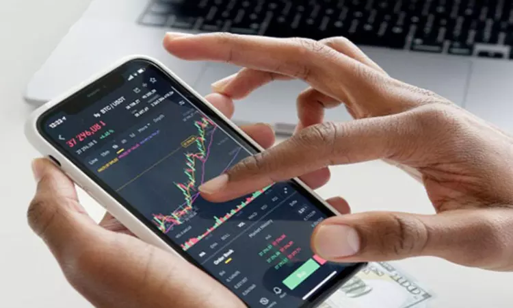 Indian stock indices at their peak; analysts feel high valuations a concern