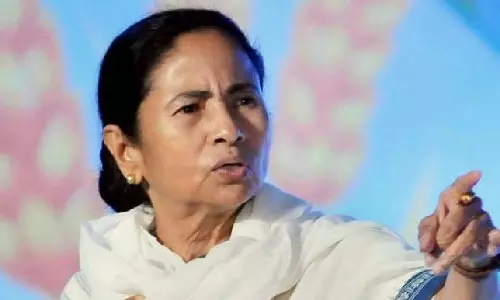 Pray that all goes well in Oppn meeting: Mamata