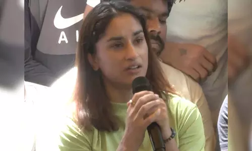 Vinesh accuses Yogeshwar of leaking women wrestlers name to Bhushan