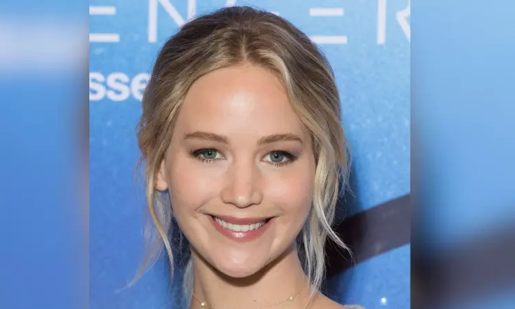 Jennifer Lawrence says method actors make her Nervous