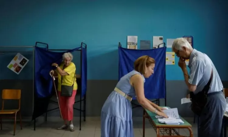 Greeks vote again with conservatives likely winners
