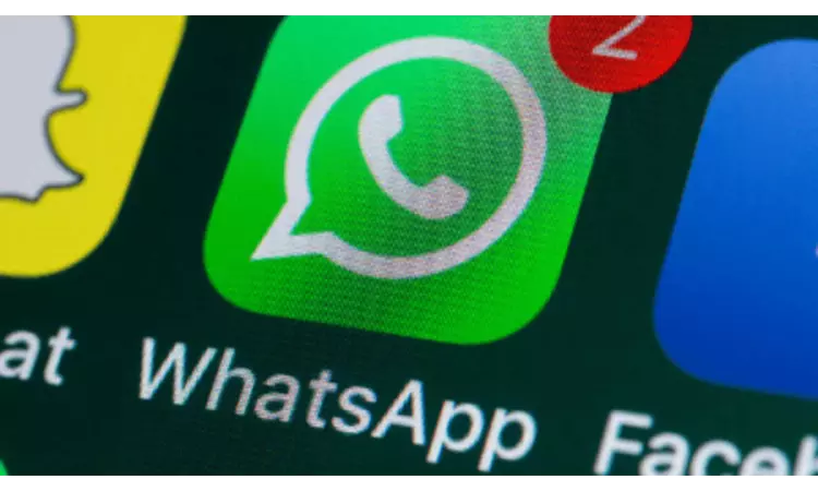 WhatsApp working on darker top app bar for Android beta