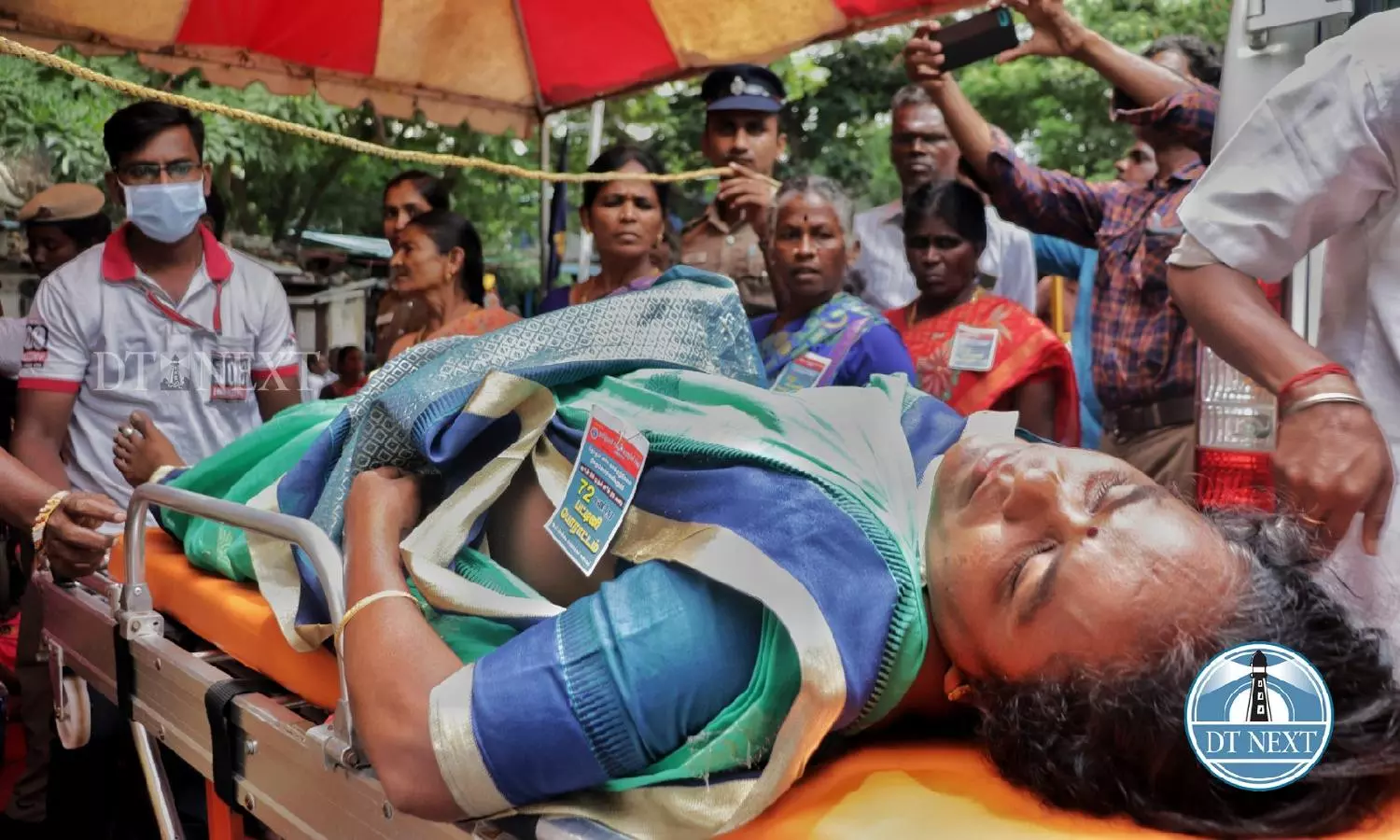 Hunger strike to hand breakfast schemes to noon-meal workers, withdrawn