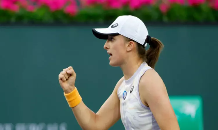 Iga Swiatek kicks-off grasscourt campaign with win over Tatjana Maria at Bad Homburg Open