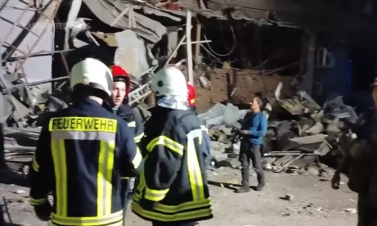 9 killed, as Russian missile slams into restaurant in east Ukraine city