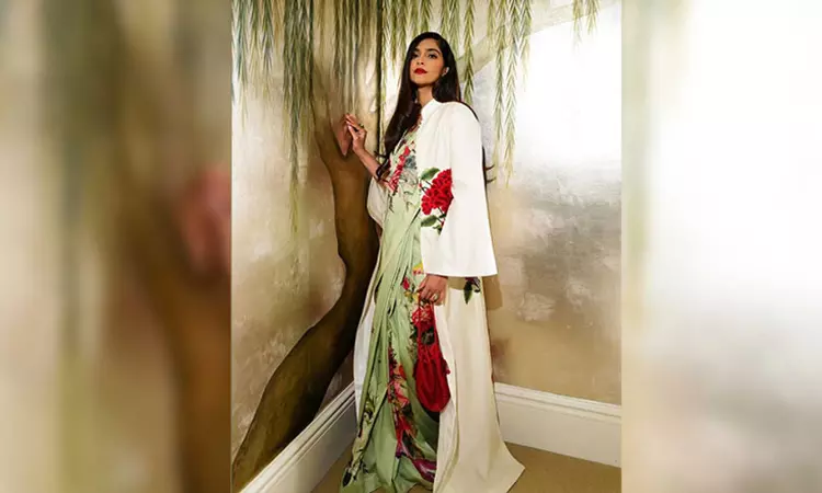 Sonam represents India in floral print saree at UK PM Rishis reception